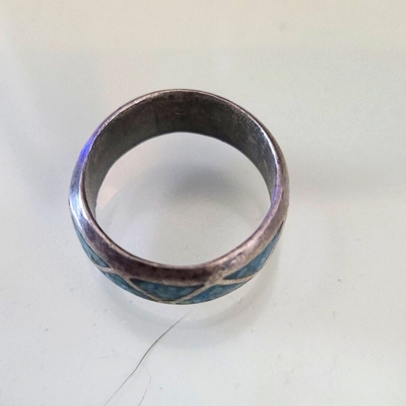 Vintage Silvertone Crushed Inlaid Turquoise Ring - Picture 3 of 5